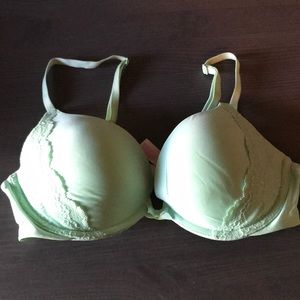 Victoria’s Secret bra